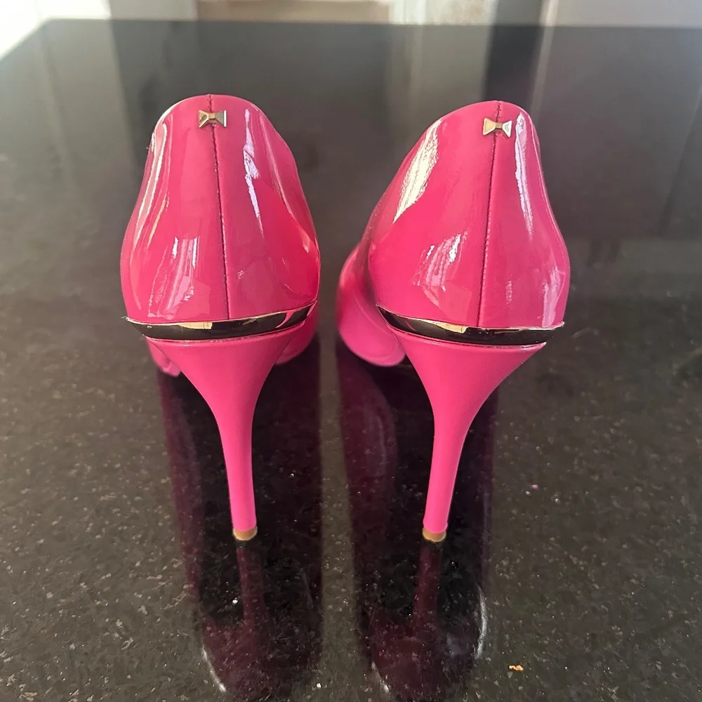 Ted Baker Hot Pink/Fuchsia IzBell Patent Leather Pumps